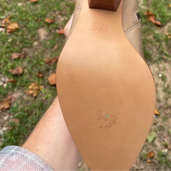 New Frye Reina Western Bootie Size 8 - Picture 9 of 13